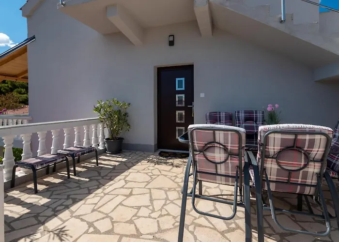 Apartman Tribunj