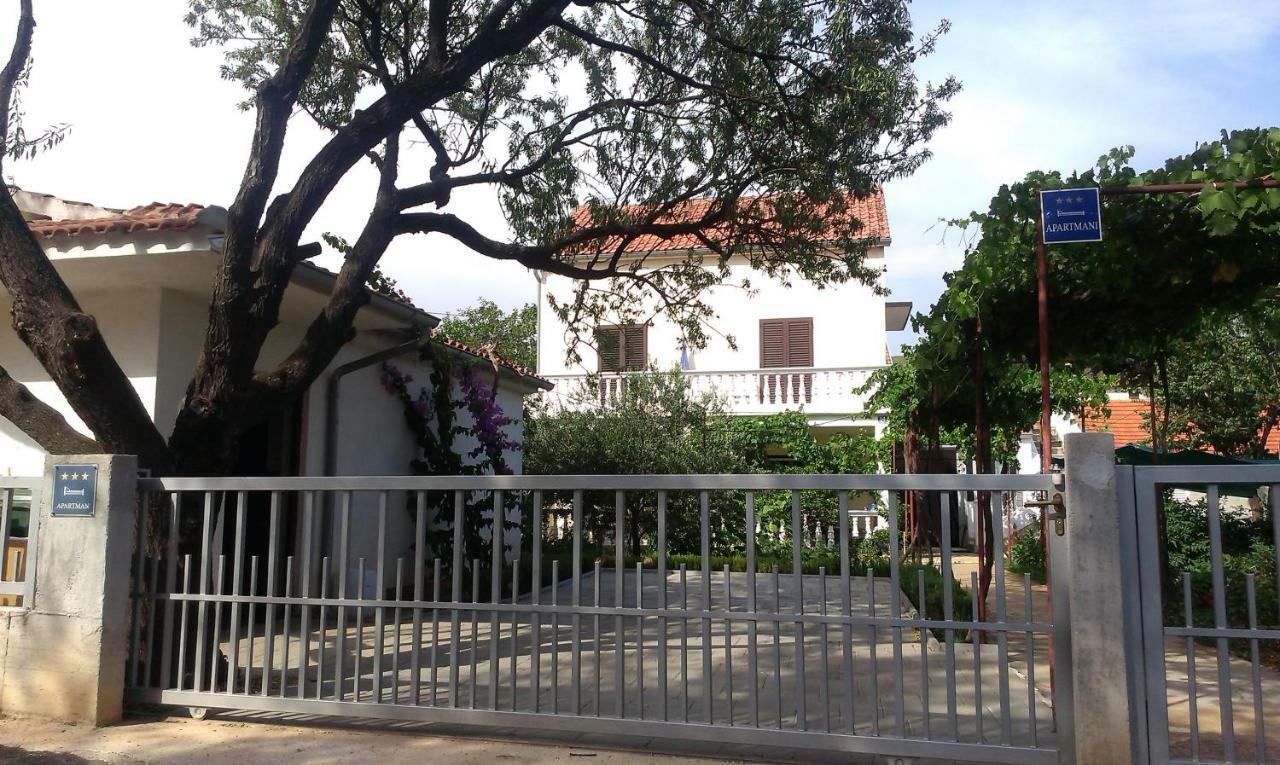 Apartman Tribunj